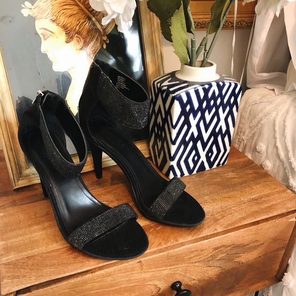 Kenneth Cole Reaction Shoes - Kenneth Cole sparkly heel